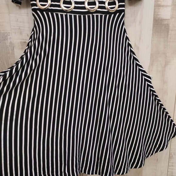 Black white midi dress - Picture 2 of 6